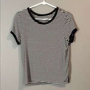 CUTE BLACK & WHITE STRIPED SHIRT